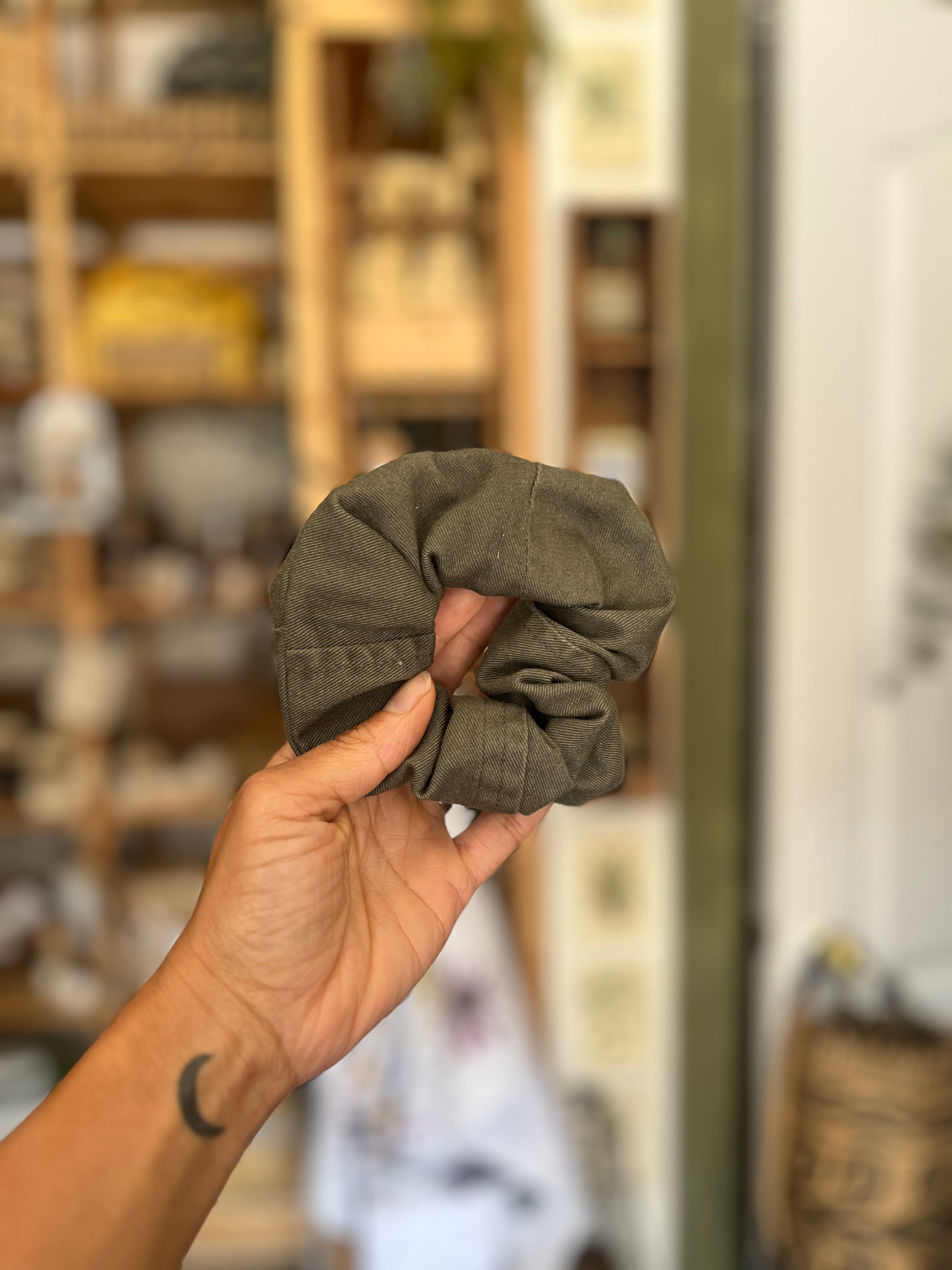 Hair Scrunchies {Upcycled Fabrics}